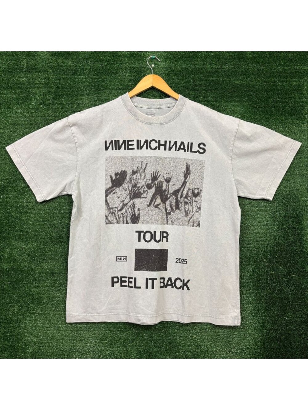 Nine Inch Nails Peel It Back Tour T-Shirt Size Extra Large
